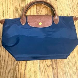 Longchamp Mini Le Pilage small bag with handle. Navy. Excellent new condition!